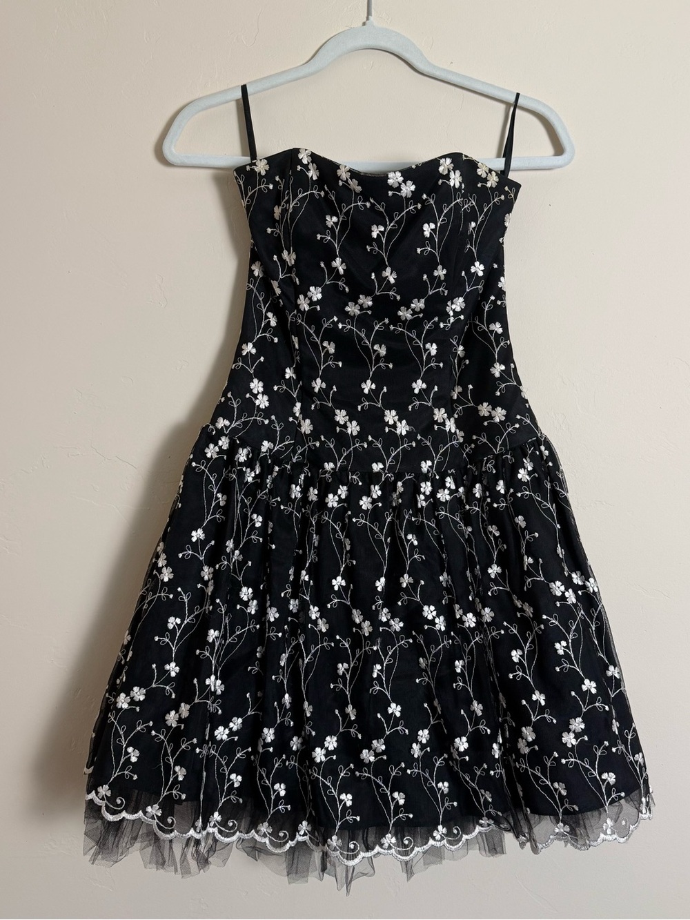 Jessica McClintock Gunne Sax black floral strapless dress lace trim Size 5/6